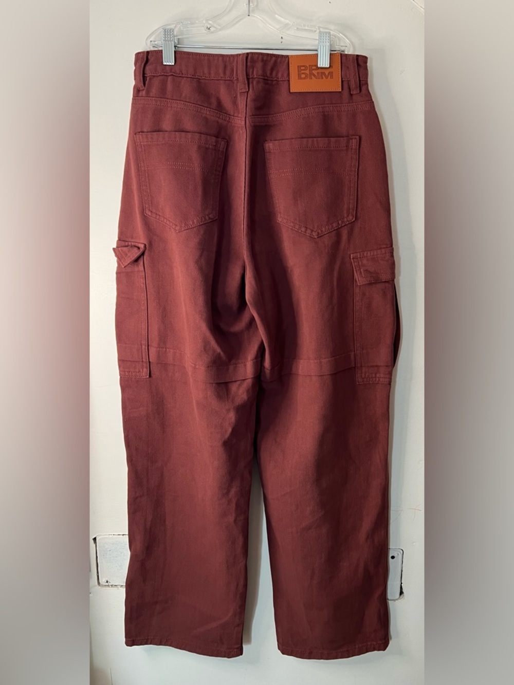 Princess Polly Addy Wide Leg Skater Streetwear Cargo Jeans in Burgundy Size 4 - Picture 4 of 7